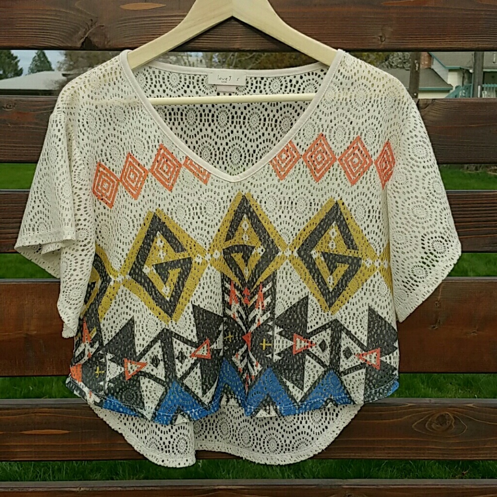 love J lace crop top geometric design Size S
